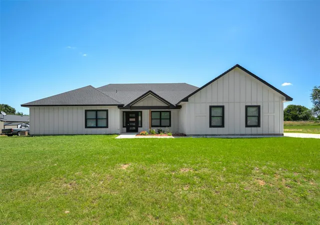 Homes for sale in Spencer, OK | 5908 Denver St, Spencer, OK 73084 | MLS# 1234235