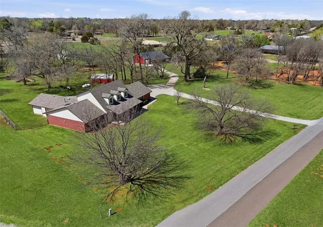 3rd image of 319 E Cedar Dr, Tuttle, OK 73089 | MLS# 1234246