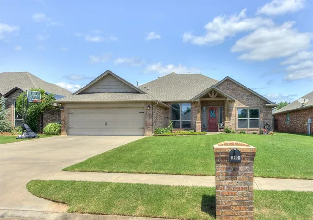 Homes for sale in Noble, OK | 4725 Rosewood Ct, Noble, OK 73068 | MLS# 1234256