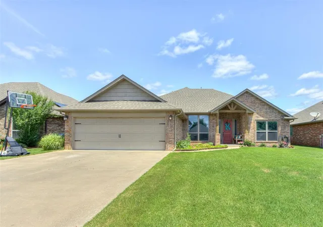 Homes for sale in Noble, OK | 4725 Rosewood Ct, Noble, OK 73068 | MLS# 1234256