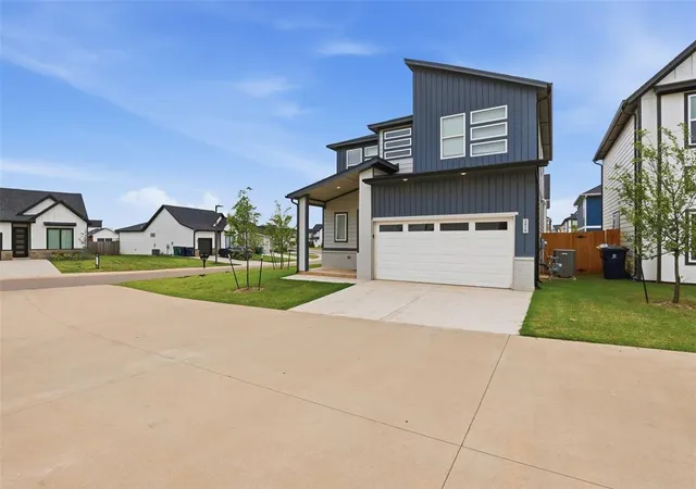 Photo 3 of Single family home for sale at 2616 Crescent Ave, Oklahoma City, OK 73120 | MLS# 1234260 | Listing updated on 2026-08-14