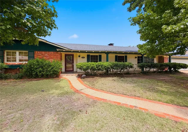 1st image of 1404 Rinehart Dr, El Reno, OK 73036 | MLS# 1234266
