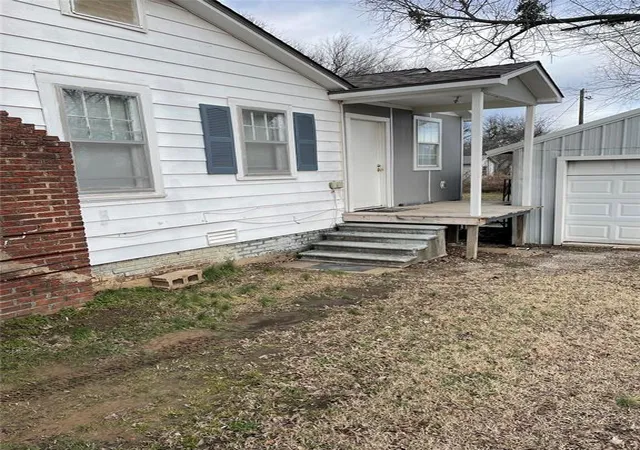 Homes for sale in Wewoka, OK | 105 W 14Th St, Wewoka, OK 74884 | MLS# 1234296