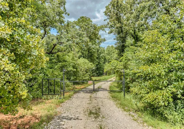 2nd image of 14001 Kelly Dr, Noble, OK 73068 | MLS# 1234313
