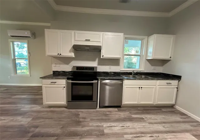 Photo 4 of Sale Pending at 605 E Harrison Ave, Guthrie, OK 73044 | MLS# 1234315 | Listing updated on 2026-10-01