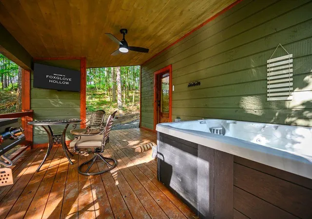 Photo 3 of Single family home for sale at 122 Sherwood Forest Ln, Broken Bow, OK 74728 | MLS# 1234322 | Listing updated on 2026-08-28