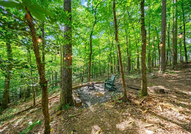Photo 3 of Single family home for sale at 122 Sherwood Forest Ln, Broken Bow, OK 74728 | MLS# 1234322 | Listing updated on 2026-08-28