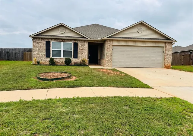 Homes for sale in Yukon, OK | 11516 Ruger Rd, Yukon, OK 73099 | MLS# 1234330