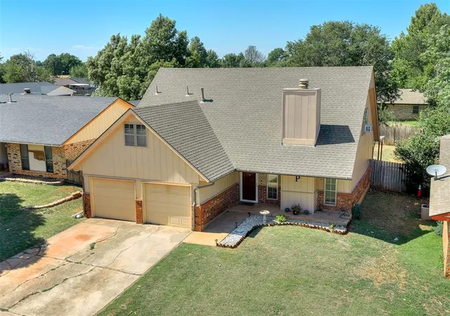 Photo 2 of Single family home for sale at 659 W Forest Dr, Mustang, OK 73064 | MLS# 1234372 | Listing updated on 2026-09-22