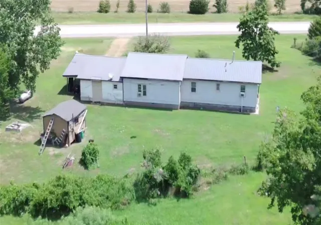 Homes for sale in Okemah, OK | 373057 E Us Hwy 62 Hwy, Okemah, OK 74859 | MLS# 1234385
