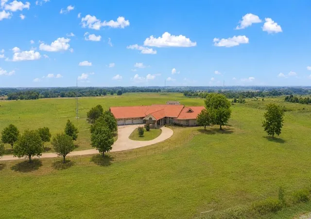 Photo 3 of Single family home for sale at 46069 County St 2630 St, Apache, OK 73006 | MLS# 1234395 | Listing updated on 2026-09-14