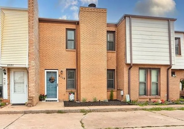 1st image of 2119 Nw 117th St, Oklahoma City, OK 73120 | MLS# 1234398