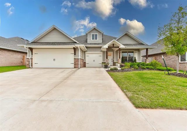 1st image of 12413 Sw 30th St, Yukon, OK 73099 | MLS# 1234399