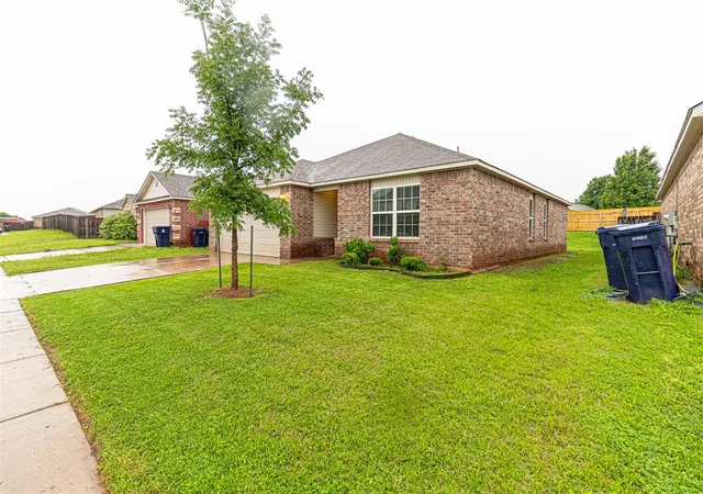 Homes for sale in Piedmont, OK | 13233 Bridgewater Dr, Piedmont, OK 73078 | MLS# 1234419