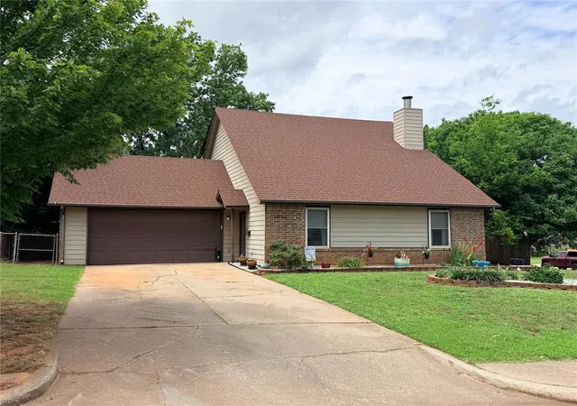 Homes for sale in Noble, OK | 1310 Silver Maple Ln, Noble, OK 73068 | MLS# 1234425