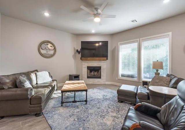 Photo 3 of Single family home for sale at 10301 Dove Xing Rd, Newalla, OK 74857 | MLS# 1234435 | Listing updated on 2026-06-23
