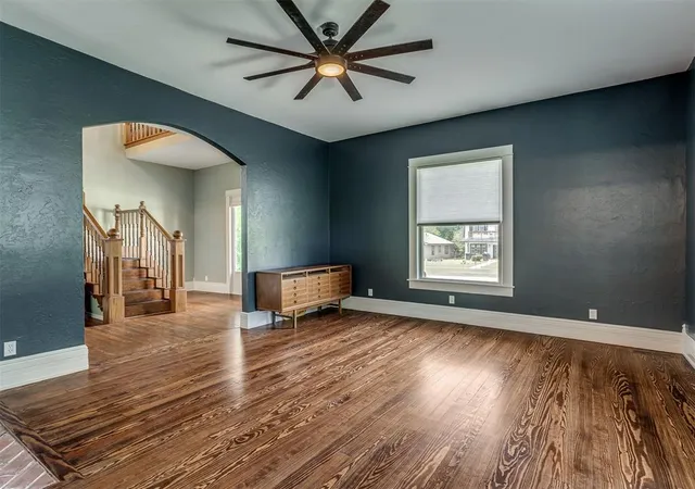 3rd image of 1401 W Chickasha Ave, Chickasha, OK 73018 | MLS# 1234475