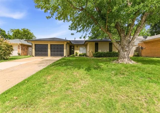 Photo 2 of Single family home for sale at 3604 Banner Ave, Edmond, OK 73013 | MLS# 1234509 | Listing updated on 2026-08-05