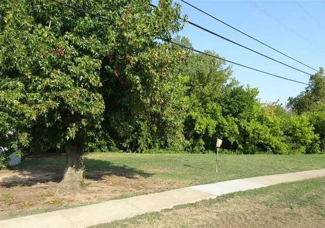 1st image of 000 Sw 24th Ave, Norman, OK 73069 | MLS# 1234528
