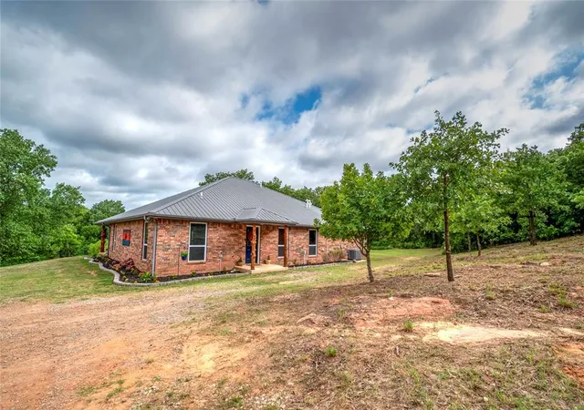 Homes for sale in Chandler, OK | 340540 E 900 Rd, Chandler, OK 74834 | MLS# 1234539