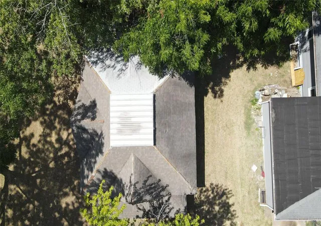 Photo 3 of Sale Pending at 324 N Cleveland Ave, Shawnee, OK 74801 | MLS# 1234550 | Listing updated on 2026-08-19