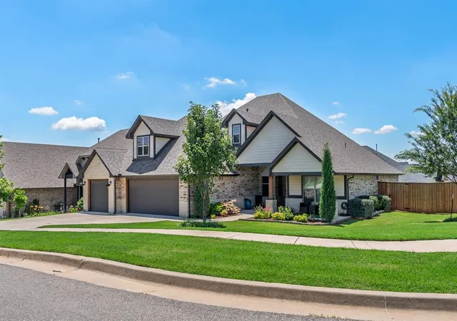 1st image of 812 Fox Hollow St, Norman, OK 73069 | MLS# 1234553