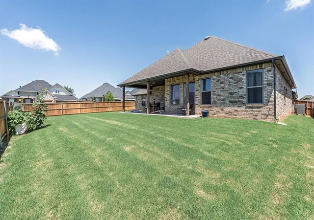 31st image of 812 Fox Hollow St, Norman, OK 73069 | MLS# 1234553