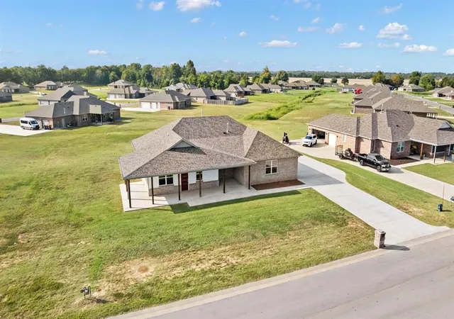 Homes for sale in Jones, OK | 217 Olde Mill Ct, Jones, OK 73049 | MLS# 1234557