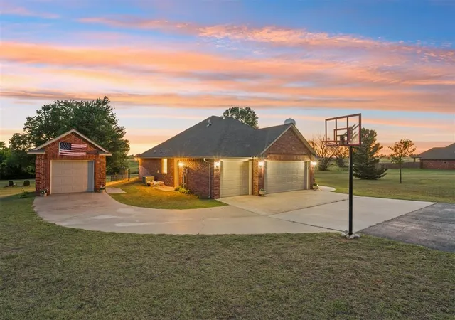 4th image of 1621 Four Lakes Dr, Blanchard, OK 73010 | MLS# 1234568