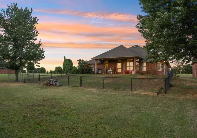 5th image of 1621 Four Lakes Dr, Blanchard, OK 73010 | MLS# 1234568