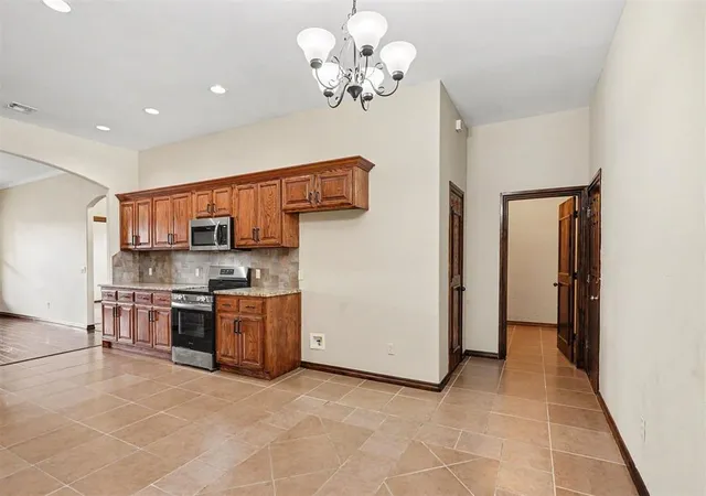 Photo 3 of Single family home for sale at 6301 Bentley Dr, Oklahoma City, OK 73169 | MLS# 1234593 | Listing updated on 2026-09-09