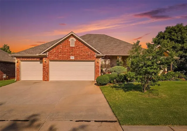 1st image of 2916 Tara Ln, Norman, OK 73069 | MLS# 1234635