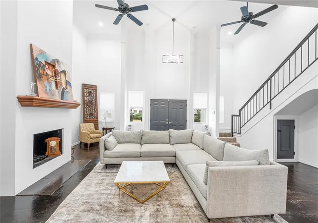 Photo 2 of Condo for sale at 2913 Acropolis St, Oklahoma City, OK 73120 | MLS# 1234638 | Listing updated on 2026-08-26
