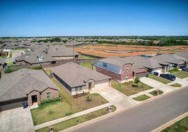 Homes for sale in Piedmont, OK | 14017 The Brook Blvd, Piedmont, OK 73078 | MLS# 1234652
