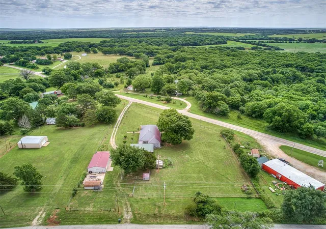 Homes for sale in Fairfax, OK | 3965 State Hwy 18 Hwy, Fairfax, OK 74637 | MLS# 1234653