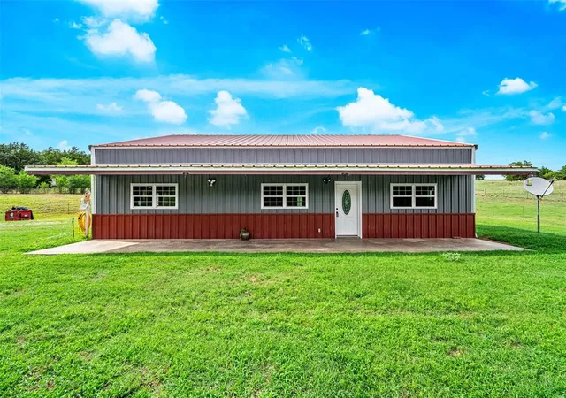 Homes for sale in Binger, OK | 16156 County Road 1250, Binger, OK 73009 | MLS# 1234657