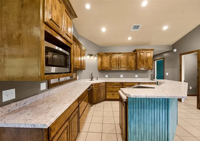 Homes for sale in Binger, OK | 16156 County Road 1250, Binger, OK 73009 | MLS# 1234657