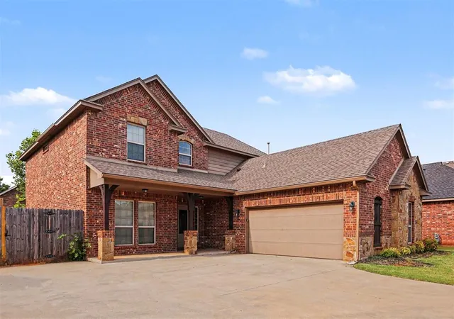 Homes for sale in Mustang, OK | 11009 Sw 39th Ct, Mustang, OK 73064 | MLS# 1234660