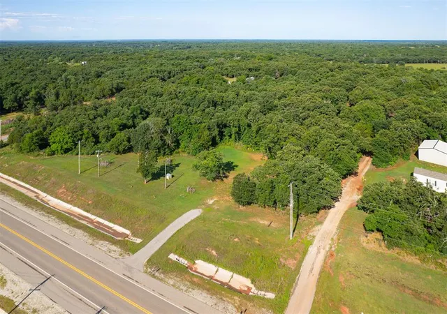 Homes for sale in Tecumseh, OK | 19932 Hwy 102, Tecumseh, OK 74873 | MLS# 1234661