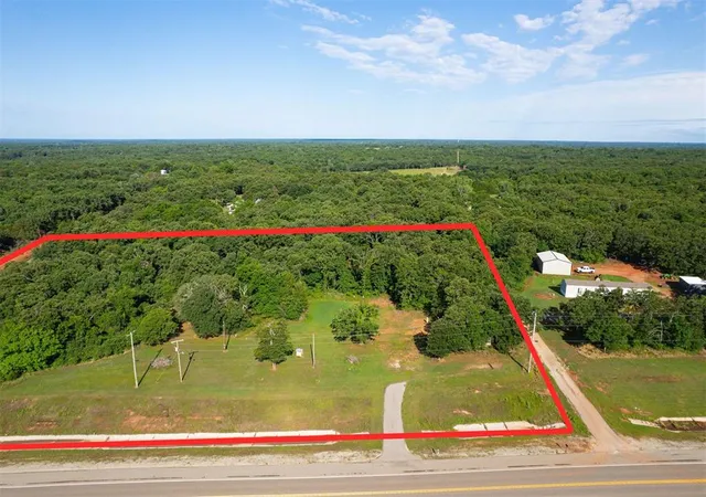 Homes for sale in Tecumseh, OK | 19932 Hwy 102, Tecumseh, OK 74873 | MLS# 1234661