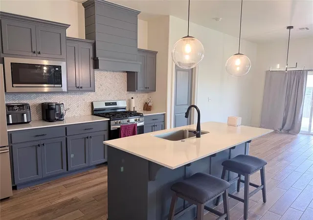 Photo 3 of Single family home for sale at 11020 Sw 34th Terrace, Yukon, OK 73099 | MLS# 1234697 | Listing updated on 2026-10-14