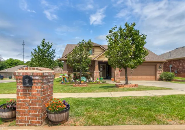 Photo 2 of Sale Pending at 12487 Lakota Dr, Choctaw, OK 73020 | MLS# 1234700 | Listing updated on 2026-09-05