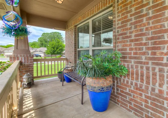 Photo 4 of Sale Pending at 12487 Lakota Dr, Choctaw, OK 73020 | MLS# 1234700 | Listing updated on 2026-09-05