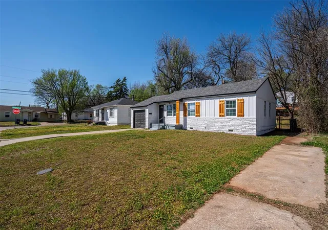 Photo 3 of Single family home for sale at 3105 Ne 14th Street, Oklahoma City, OK 73117 | MLS# 1234708 | Listing updated on 2026-07-04