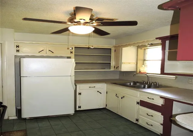 3rd image of 312 S Flynn Ave, Chandler, OK 74834 | MLS# 1234739