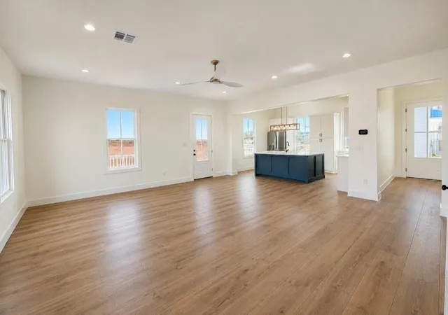 Photo 3 of Single family home for sale at 40 Hl St A St, Carlton Landing, OK 74432 | MLS# 1234744 | Listing updated on 2026-09-16