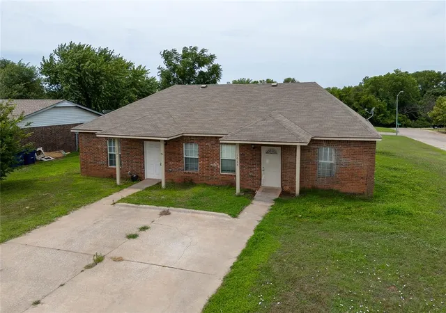 32nd image of 1021 Shady Creek Cir, Guthrie, OK 73044 | MLS# 1234757