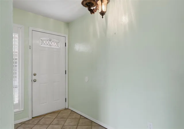 Photo 3 of Condo for sale at 6728 N Meridian Ave #C, Oklahoma City, OK 73116 | MLS# 1234760 | Listing updated on 2026-09-14