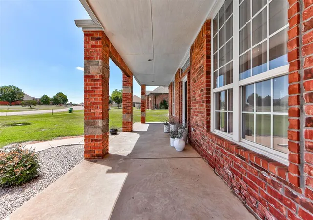 4th image of 10501 Joseph Wy, Yukon, OK 73099 | MLS# 1234777