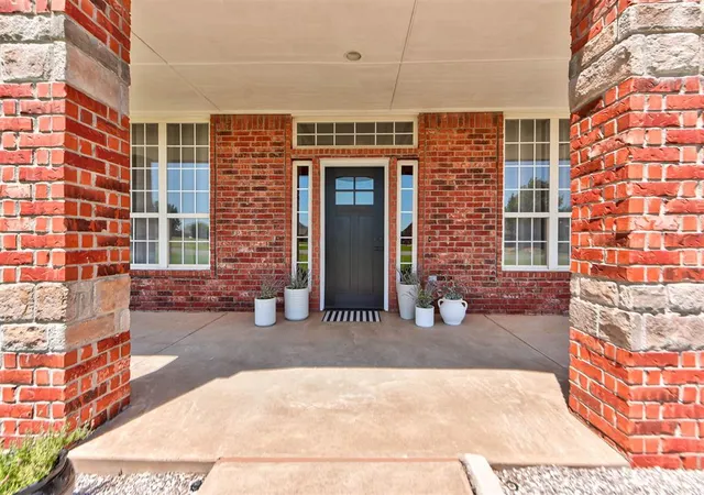 5th image of 10501 Joseph Wy, Yukon, OK 73099 | MLS# 1234777